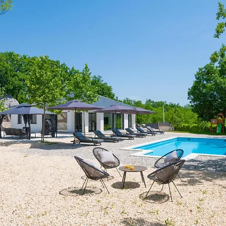 Stunning In Kamenmost Vakantiehuis Ivanbegovina